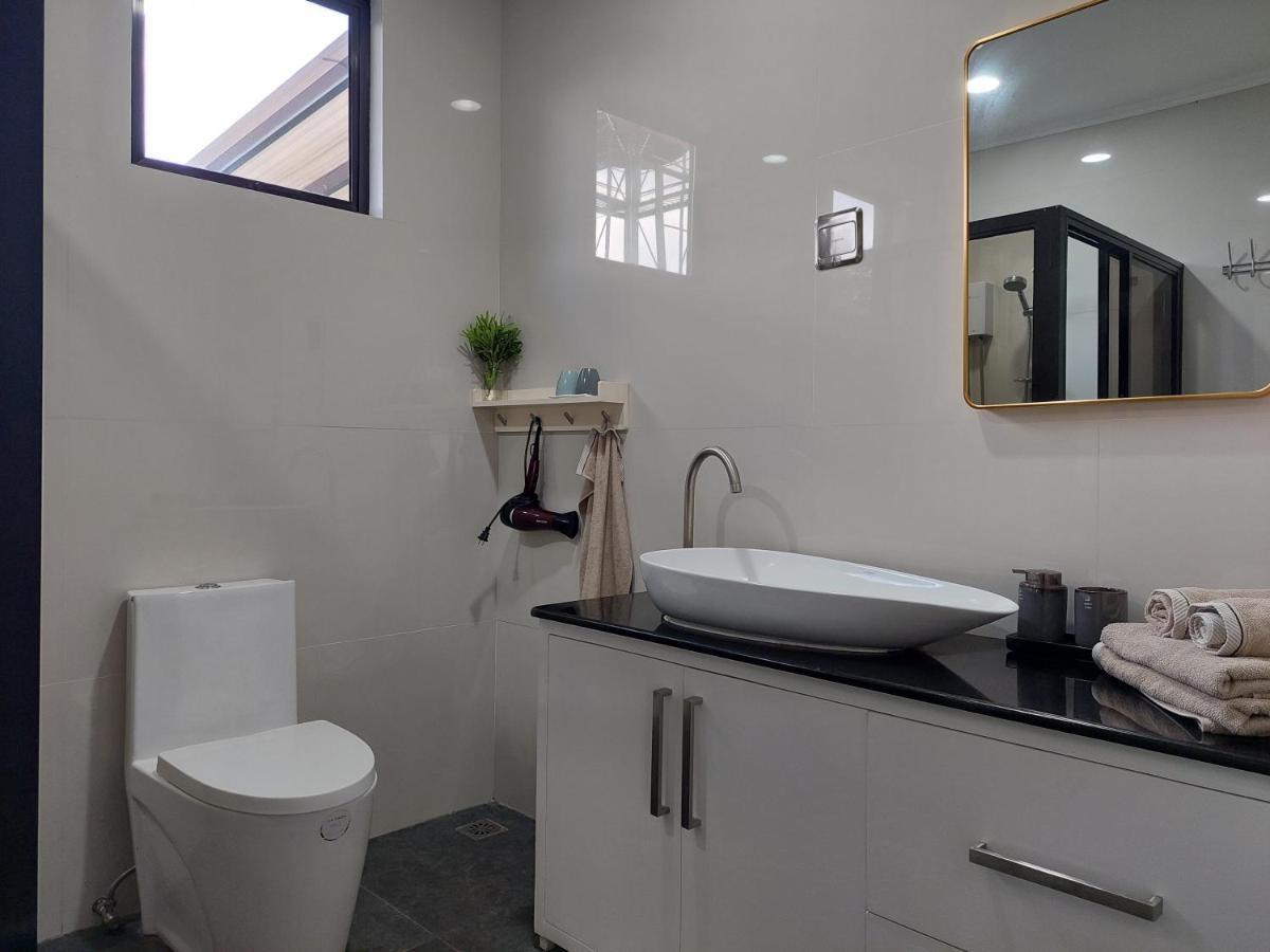 Matteo'S Hus Villa Rental Zamboanguita  المظهر الخارجي الصورة